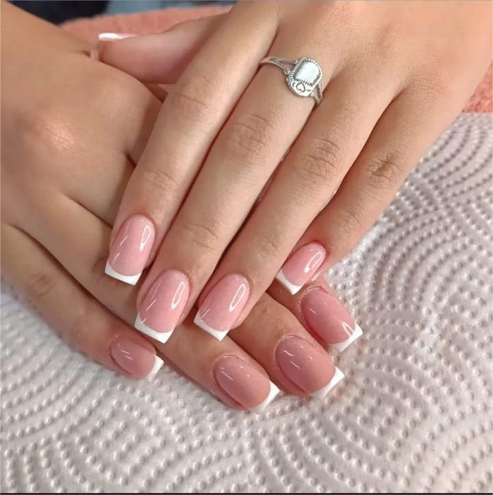 French Manicure